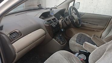 водный катер: Mitsubishi Chariot: 1998 г., 2 л, Автомат, Бензин, Универсал — 6