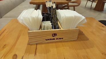 Другая посуда и кухонный инвентарь: Менажницы, доски для подачи подставки под приборы, штендер, резервы — 4