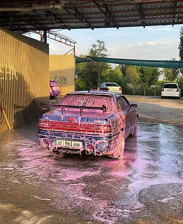 srv 3: Mazda 323: 1992 г., Седан — 3