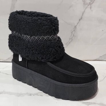 Čizme: Čizme, 38 — 8