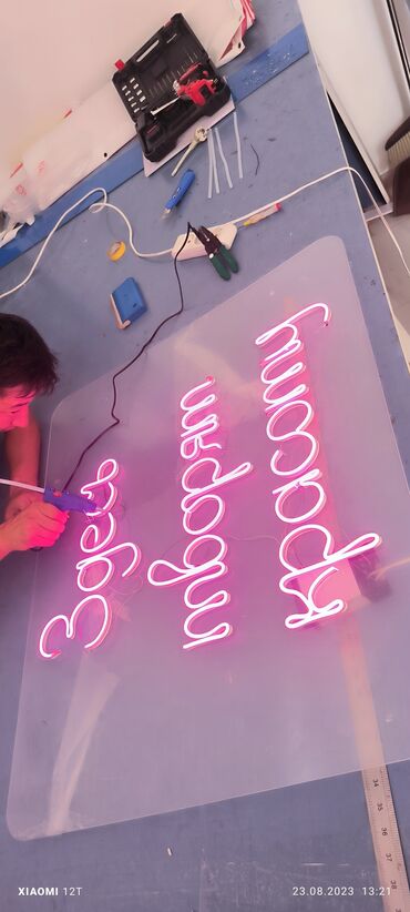 Изготовление рекламных конструкций: Обьемные буквы, лайтбоксы, уличные и внутренние таблички, наклейки на — 22