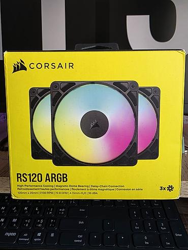 stolustu ventilyator: CORSAIR RS120 ARGB – 3-lü PC soyuducu fan dəsti - Yüksək — 1