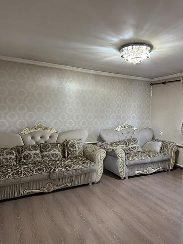 Эмерек гарнитурлары: Комплект из двух мягких диванов в классическом стиле. - Формат: один — 3