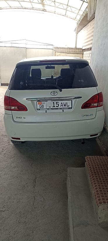 жили: Toyota Ipsum: 2002 г., 2.4 л, Автомат, Бензин, Минивэн — 10