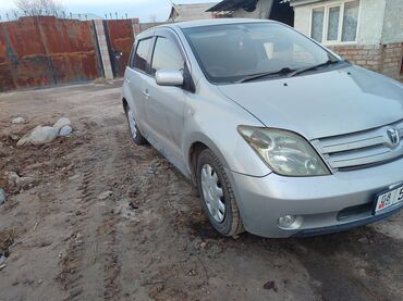 Toyota: Toyota ist: 2003 г., 1.5 л, Автомат, Бензин