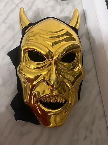 halloween aksesuarları: Qızılı şeytan üzü maskası - Parlaq metalik qızılı rəngdə, buynuzlu — 1