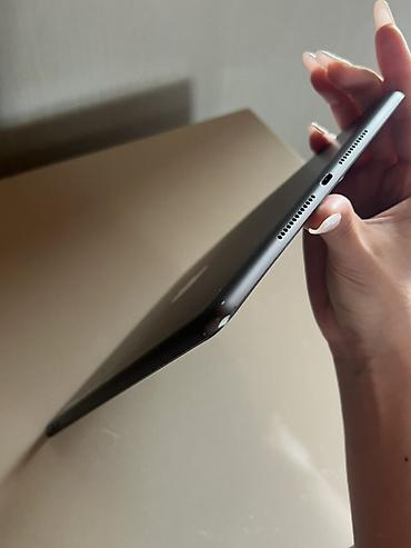 ipad 10 nəsil: İşlənmiş Apple iPad 7 (2019), 10,2", 64 GB, Ünvandan götürmə — 4