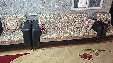 salon divan: İşlənmiş, Klassik divan, Divan, Bazasız, Açılmayan — 1