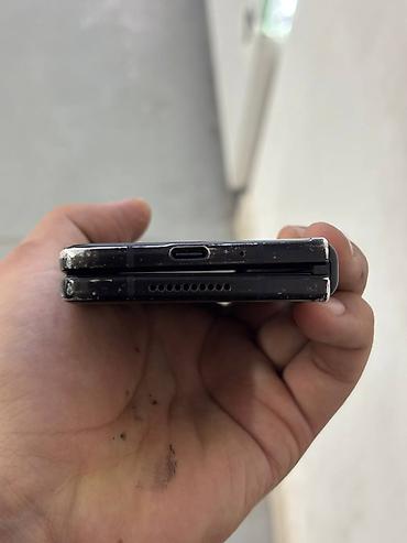 Samsung: Samsung Galaxy Z Fold 3, Б/у, 256 ГБ, цвет - Черный, 2 SIM — 10