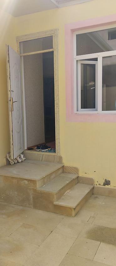 evim az: 1 mərtəbəli həyət evi – mətbəx mebeli və kombi ilə - Girişdə — 1
