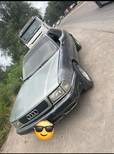 электро скутео: Audi 80: 1992 г., Седан — 1
