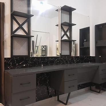 gəncədə satılan həyət evləri: Nigar3. Salon güzgüsü Dest satilir 250 Azn. Elave guzgulerde var — 1