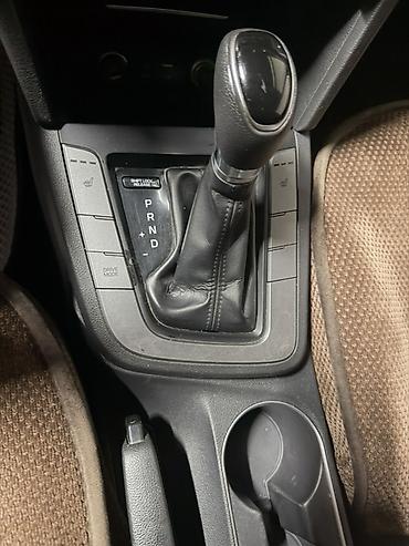 hyundai gold: Hyundai Avante: 2017 г., 1.6 л, Автомат, Бензин, Седан — 7