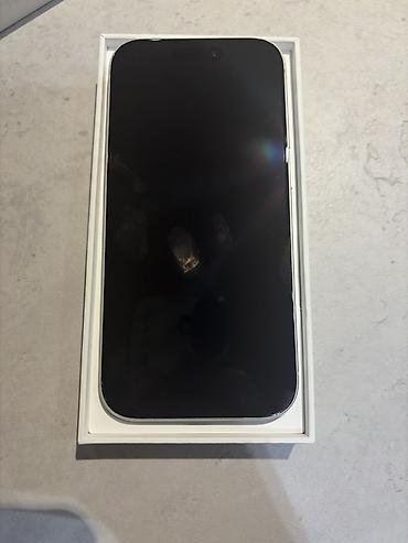 baş fanarı: IPhone 17 Pro, Gümüşü, Face ID — 2
