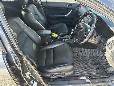 hond: Honda Accord: 2003 г., 2 л, Автомат, Газ, Седан — 10