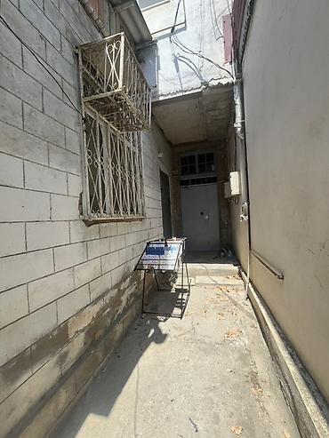 Həyət evləri və villalar: 2 otaqlı, 30 kv. m — 1