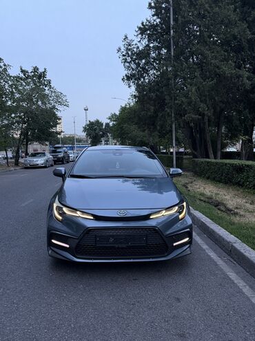 Toyota: Toyota Corolla: 2019 г., 1.8 л, Автомат, Бензин, Седан