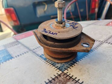 Auto delovi: Nosac motora desni Lada 110. Polovno, ocuvano. Ruske proizvodnje — 5