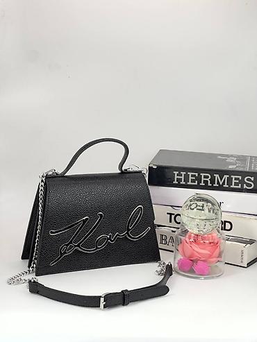 Torbe: Torba sa potpisom “Karl” – elegantna crossbody/ručna torbica — 3