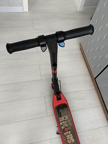 elektrik velo: Uşaq elektrik skuterı – Wild Rockers - Rəng: qara/qırmızı - — 3