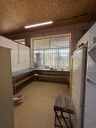 Продажа другой коммерческой недвижимости: Продается коммерческое помещение. В верхней части города — 14