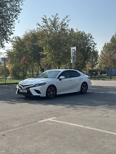 audi 4: Toyota Camry: 2018 г., 2.5 л, Автомат, Бензин, Седан — 9
