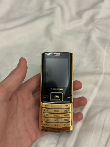 Samsung: Samsung D780 Duos Gold Edition, rəng - Qızılı, Zəmanət, Kredit, Qırıq