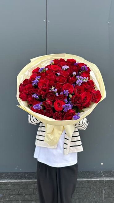 розы из ленты: Букет 51 роза,60см с оформлением 🌹