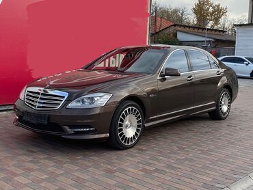 колф 3: Mercedes-Benz W221: 2011 г., 4.7 л, Автомат, Бензин, Седан