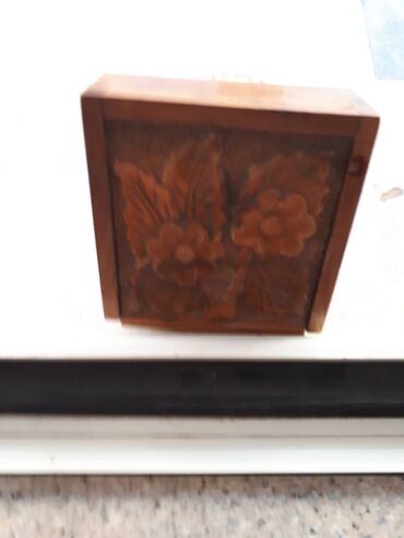 Decoration box, Wood, color - Brown
