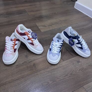 Women's Sneakers and athletic shoes: Кроссовки (несколько моделей и расцветок) - Низкие кроссовки со — 3