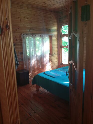 Uzunmüddətli kirayə evlər: 3000 kv. m, 3 otaqlı -da lalafo.az — 28 Uzunmüddətli kirayə evlər: 3000 kv. m, 3 otaqlı — 28