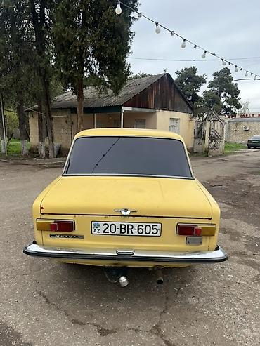 VAZ (LADA): Model: VAZ 2101 “Jiquli” Kuzov: sedan, 4 qapı Rəng: sarı Ön-arkalı — 7