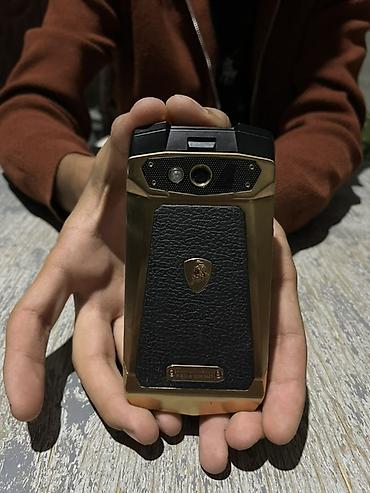 iphona 7: Tonino Lamborghini Android smartfon - Premium dizayn: metal çərçivə — 1