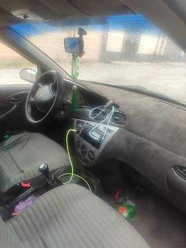 Унаа сатуу: Ford Focus: 2001 г., Кол менен иштөөчү, Универсал — 4