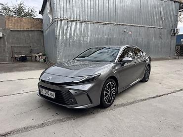 subaru oudback: Toyota Camry: 2026 г., 2.5 л, Автомат, Гибрид, Седан — 9