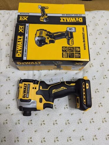 машина авди: Акция до конца декабря!Продаю Импакт фирмы DeWalt dcf 850 для