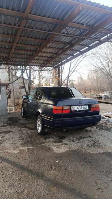 Volkswagen: Volkswagen Vento: 1993 г., 1.8 л, Механика, Бензин, Седан — 5