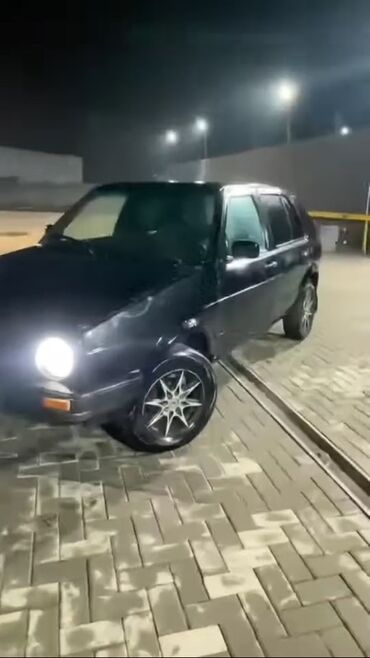 двигатель пассат б3 1.8 моно купить в бишкеке: Volkswagen Golf: 1991 г., 1.3 л, Механика, Бензин, Хетчбек