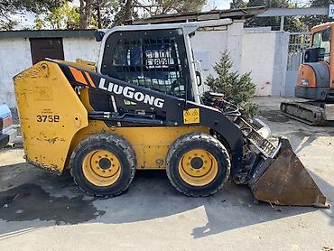 byd gunluk kirayə: Bobcat/ miniyükleyici/ liugong Yere göre qiymet deyişir. Yüksek — 5
