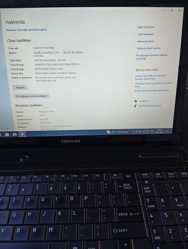 Toshiba: Toshiba, 15.6 ", Intel Core i3, 256 GB — 13