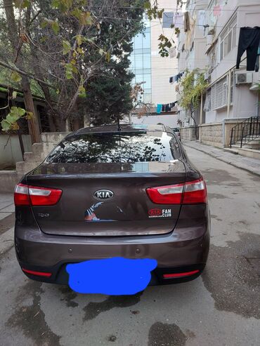 Kia: Kia Rio: 1.4 l | 2013 il Krossover — 2