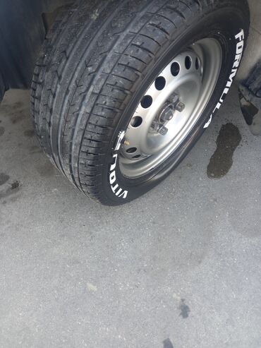 disk təkər 4 bolt: İşlənmiş Şin Formula 215 / 55 / R 13