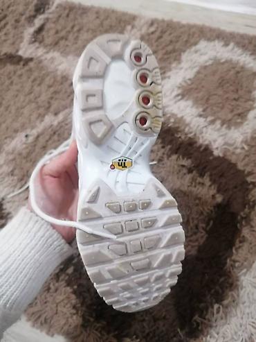 icine o: Nike tn 38 24 i odgovara 38 nisu iznosane jer su mi vece i nesto smeta — 6