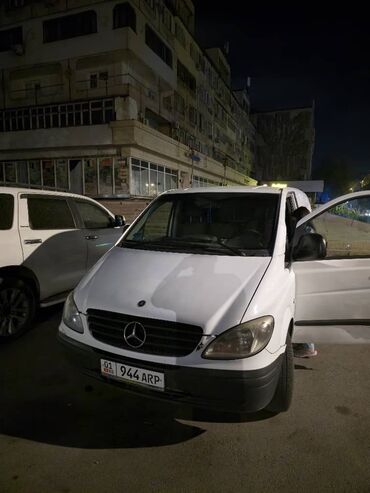 продаю газель: Mercedes-Benz Vito: 2004 г., 2.2 л, Автомат, Дизель, Фургон
