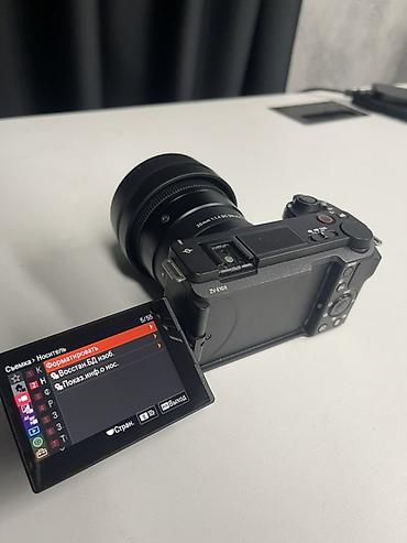 micro sd v30: Sony ZV‑E10 ii с объективом Sigma 30mm F1.4 DC DN (E‑mount, Ø52 мм) — 3
