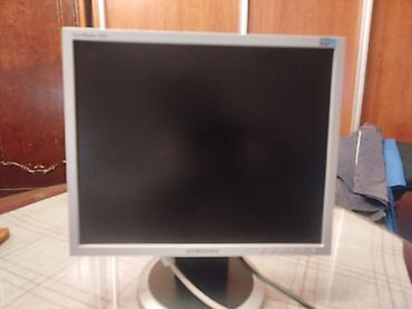 monitor: Stari retro Samsung LCD monitor 740N vintage. Nepoznato stanje. Kad — 7