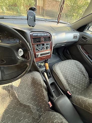 до 400000: Toyota Avensis: 1998 г., 1.6 л, Механика, Бензин, Седан — 6