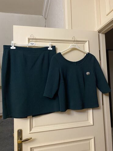 Əntiq saatlar: Taxta korpuslu, retro üslubda dizayn edilmiş masa saatı. Roma — 19