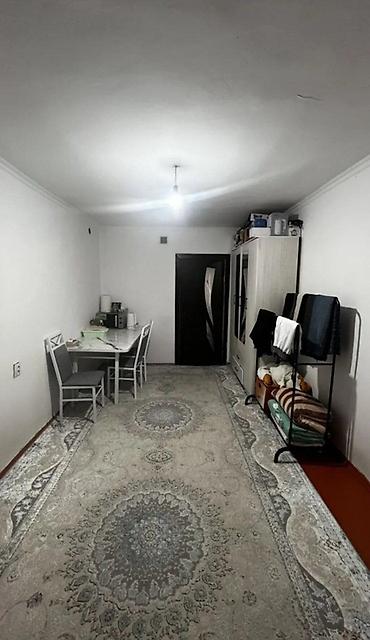 45: 1 комната, 30 м², Аламедин-1 мкр Малосемейка, 1 этаж — 5